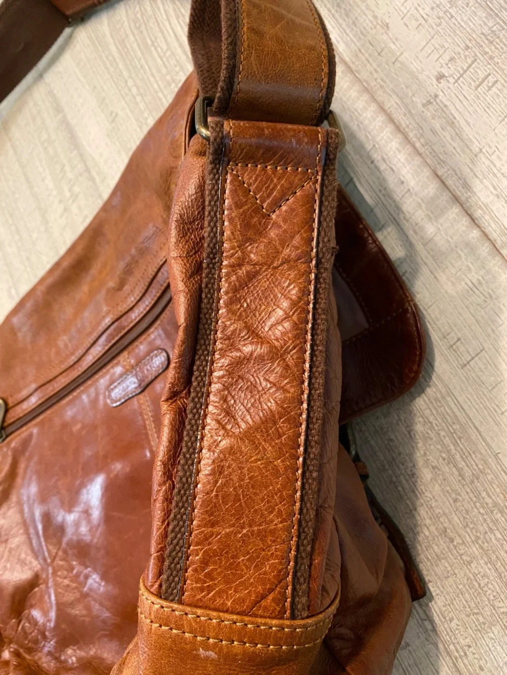 Vintage Brown Leather Fossil Messenger Laptop Bag